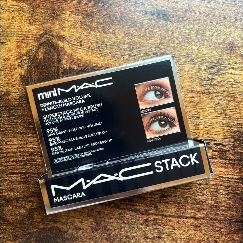 Mini MAC Stack Mascara